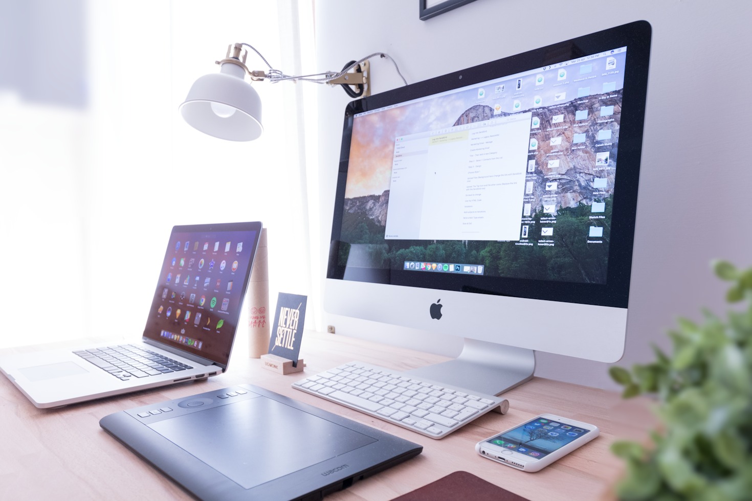 🧠 Plantillas Digitales Imprescindibles para Emprendedores: Ahorra Tiempo y Luce ProfesionalPlantillas digitales imprescindibles para emprendedores.